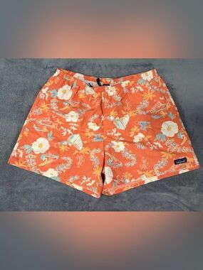 Patagonia men’s baggies - size XL